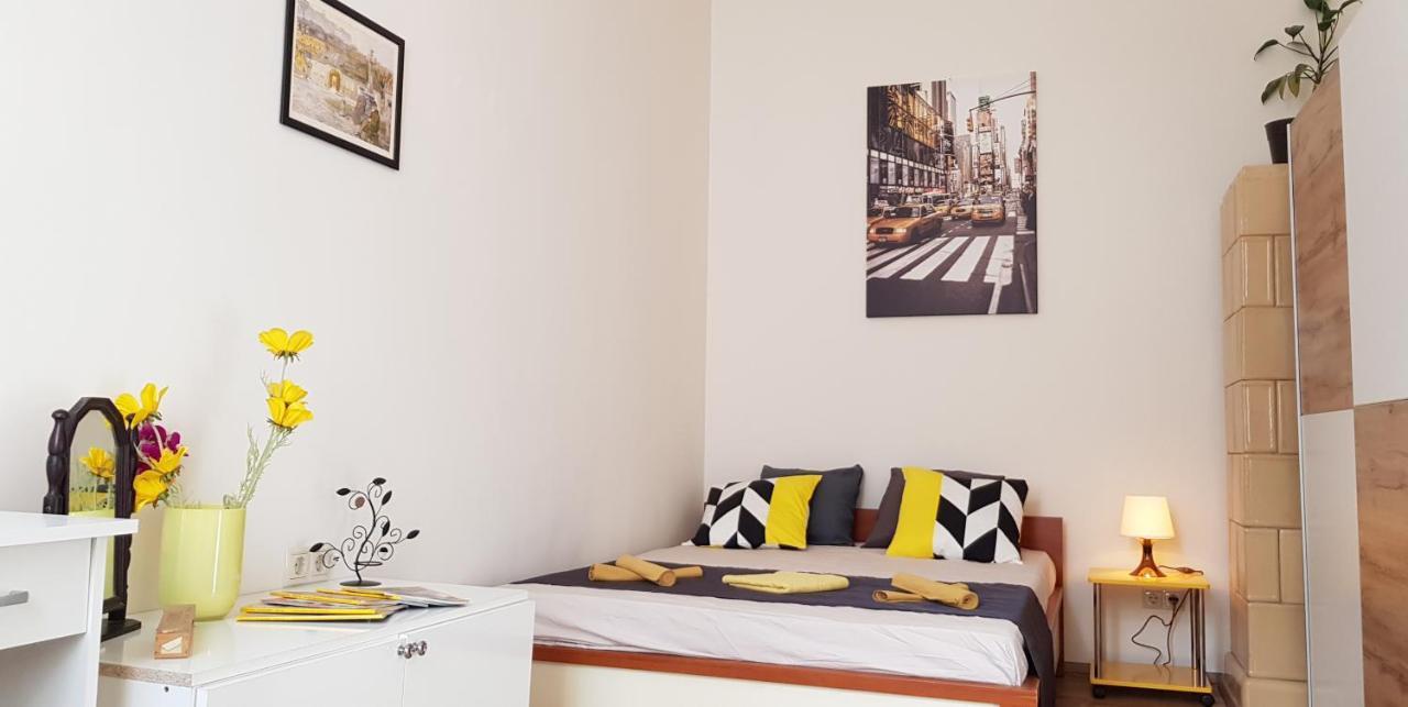 Center Royalty Apartment 布达佩斯 外观 照片