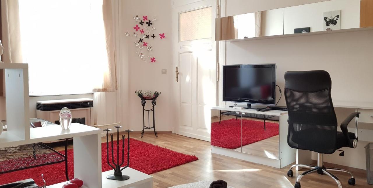 Center Royalty Apartment 布达佩斯 外观 照片